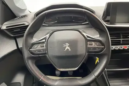 Photo 103 Peugeot 208  PureTech 75 S&S BVM5