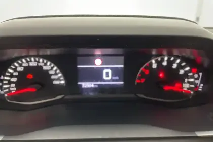 Photo 45 Peugeot 208  PureTech 75 S&S BVM5