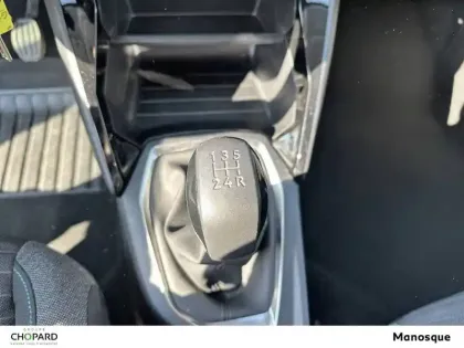 Photo 14 Peugeot 208  PureTech 75 S&S BVM5