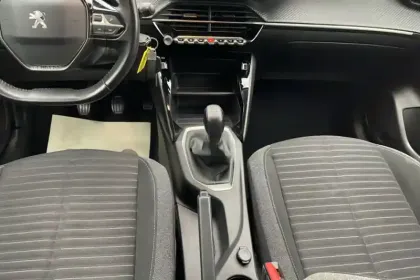 Photo 38 Peugeot 208  PureTech 75 S&S BVM5