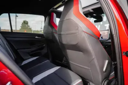 Photo 12 Volkswagen Golf  2.0 TSI EVO4 265 DSG7