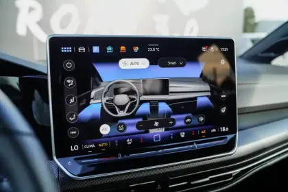 Photo 33 Volkswagen Golf  2.0 TSI EVO4 265 DSG7