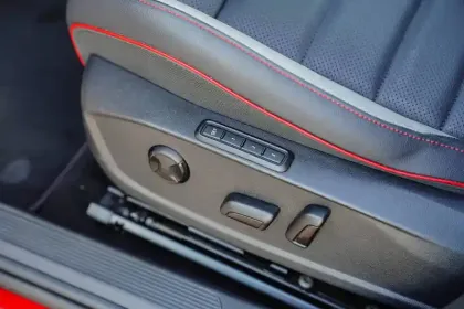 Photo 24 Volkswagen Golf  2.0 TSI EVO4 265 DSG7