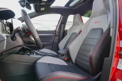 Photo 17 Volkswagen Golf  2.0 TSI EVO4 265 DSG7