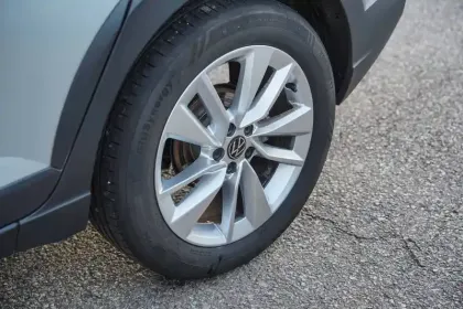 Photo 13 Volkswagen Taigo  1.0 TSI 116 DSG7