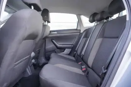 Photo 18 Volkswagen Taigo  1.0 TSI 116 DSG7