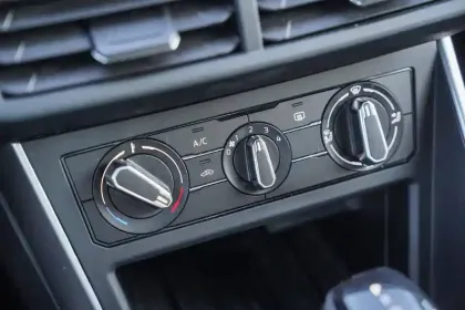 Photo 25 Volkswagen Taigo  1.0 TSI 116 DSG7