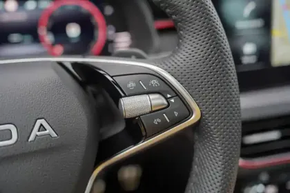 Photo 19 Skoda Scala  1.0 TSI Evo 2 116 ch DSG7