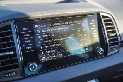 Photo 30 Skoda Karoq  1.5 TSI Evo 2 150 ch ACT DSG7