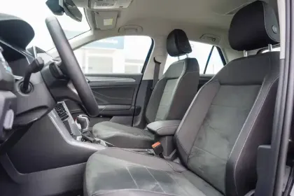 Photo 16 Volkswagen T-roc  1.5 TSI EVO2 150 Start/Stop DSG7