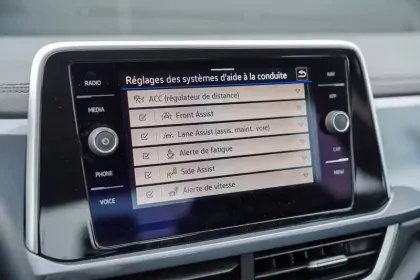 Photo 27 Volkswagen T-roc  1.5 TSI EVO2 150 Start/Stop DSG7