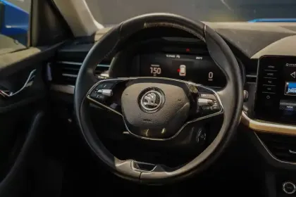 Photo 15 Skoda Kamiq  1.0 TSI Evo 110 ch BVM6