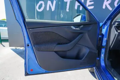 Photo 10 Skoda Kamiq  1.0 TSI Evo 110 ch BVM6