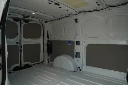 Photo 12 Volkswagen Transporter  VAN L1H1 2.0 TDI 150 BVA8