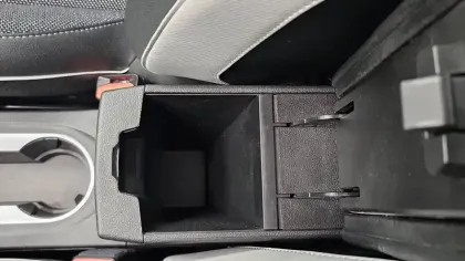 Photo 28 Renault Captur  E-Tech hybride 145