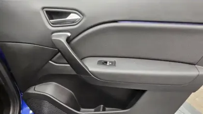 Photo 22 Renault Captur  E-Tech hybride 145