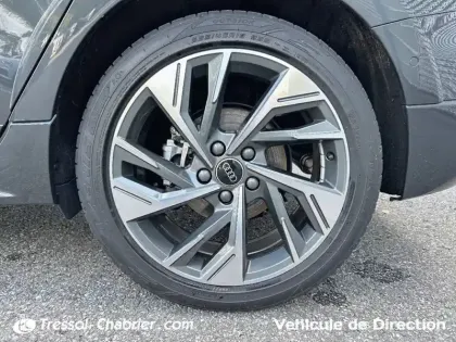 Photo 8 Audi A3  Allstreet TFSI e Hybride rechargeable 204 S tronic 6