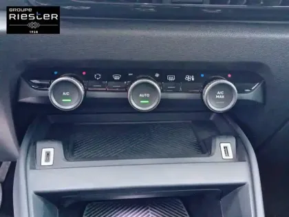 Photo 52 Citroën C4  PureTech 130 S&S EAT8