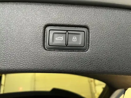 Photo 87 Audi Q7  60 TFSI e 462 Tiptronic 8 Quattro