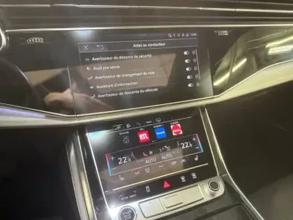 Photo 37 Audi Q7  60 TFSI e 462 Tiptronic 8 Quattro