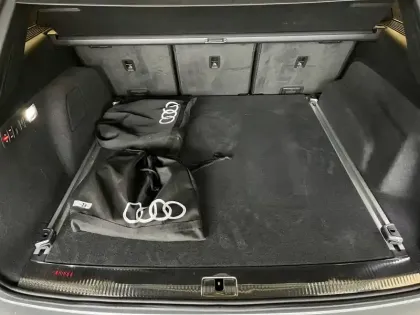 Photo 86 Audi Q7  60 TFSI e 462 Tiptronic 8 Quattro