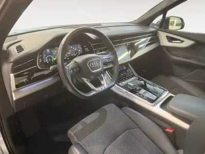 Photo 22 Audi Q7  60 TFSI e 462 Tiptronic 8 Quattro