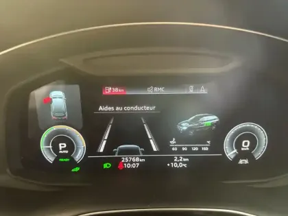 Photo 31 Audi Q7  60 TFSI e 462 Tiptronic 8 Quattro