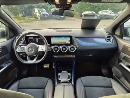 Photo 10 Mercedes Classe B  180 d 7G-DCT