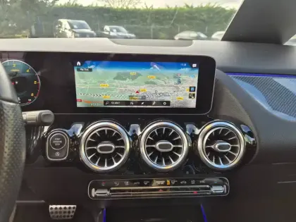 Photo 17 Mercedes Classe B  180 d 7G-DCT