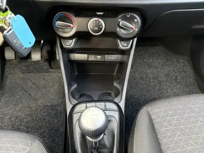 Photo 12 Kia Picanto  1.0 essence MPi 67 ch BVM5