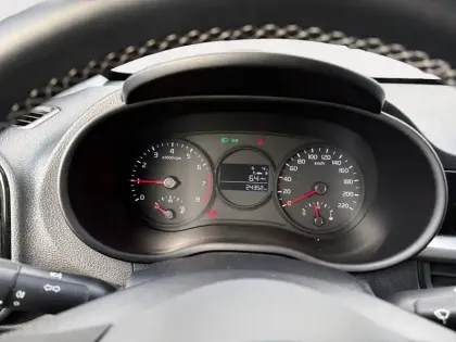 Photo 10 Kia Picanto  1.0 essence MPi 67 ch BVM5