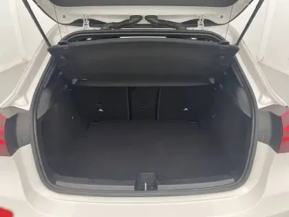 Photo 13 Mercedes Classe A  200 7G-DCT