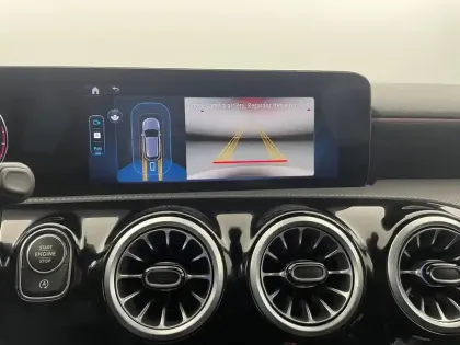 Photo 26 Mercedes Classe A  200 7G-DCT