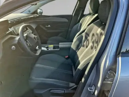 Photo 10 Peugeot 308  SW Hybrid 136 e-DCS6