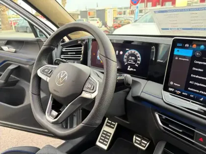 Photo 19 Volkswagen Tiguan  1.5 eTSI 150ch DSG7