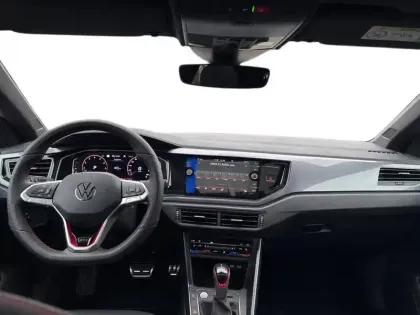 Photo 9 Volkswagen Polo  2.0 TSI 207 S&S DSG7