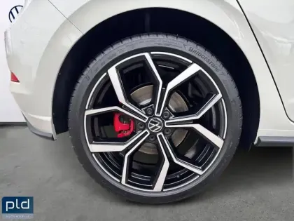 Photo 17 Volkswagen Polo  2.0 TSI 207 S&S DSG7