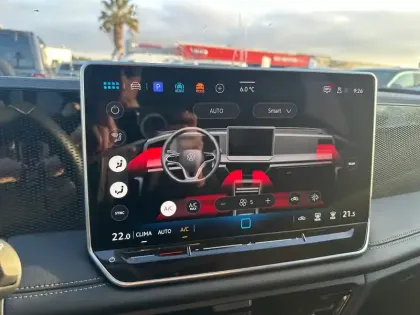 Photo 27 Volkswagen Tiguan  1.5 eTSI 131ch DSG7