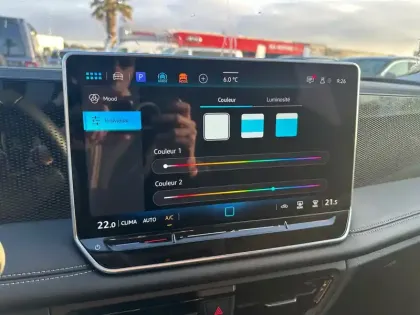 Photo 24 Volkswagen Tiguan  1.5 eTSI 131ch DSG7