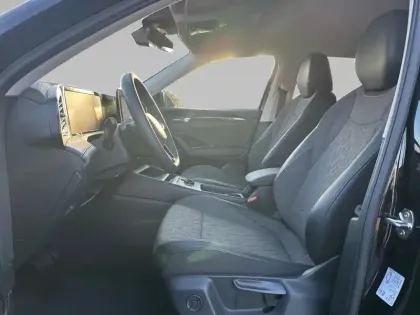 Photo 8 Volkswagen Tiguan  1.5 eTSI 131ch DSG7