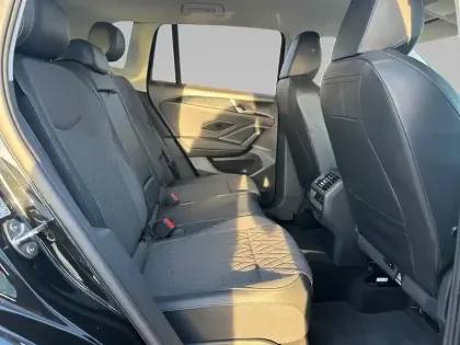 Photo 12 Volkswagen Tiguan  1.5 eTSI 131ch DSG7