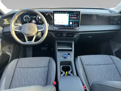 Photo 13 Volkswagen Tiguan  1.5 eTSI 131ch DSG7