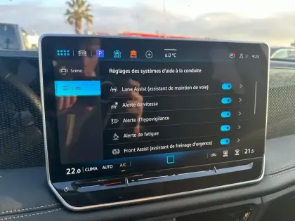 Photo 17 Volkswagen Tiguan  1.5 eTSI 131ch DSG7