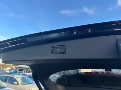 Photo 15 Volkswagen Tiguan  1.5 eTSI 131ch DSG7