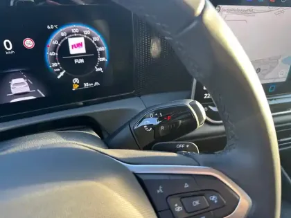 Photo 11 Volkswagen Tiguan  1.5 eTSI 131ch DSG7