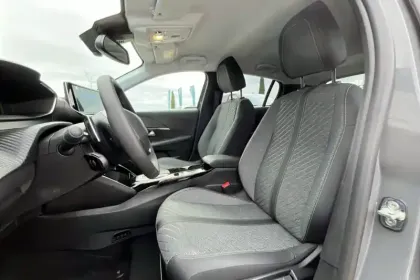 Photo 8 Peugeot 208  Hybrid 110 e-DCS6