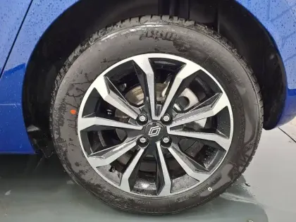 Photo 14 Renault Clio  Eco-G 100 ch GSR2