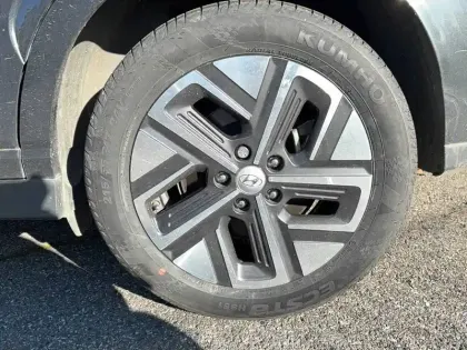Photo 8 Hyundai Kona  Electrique 39 kWh - 136 ch