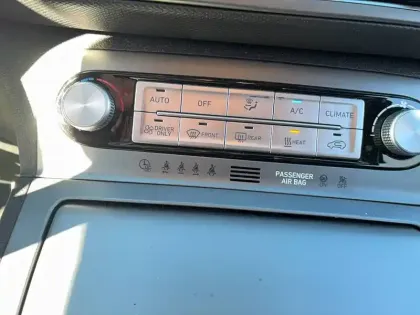 Photo 19 Hyundai Kona  Electrique 39 kWh - 136 ch