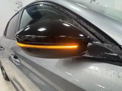 Photo 32 Peugeot 208  PureTech 100 S&S BVM6